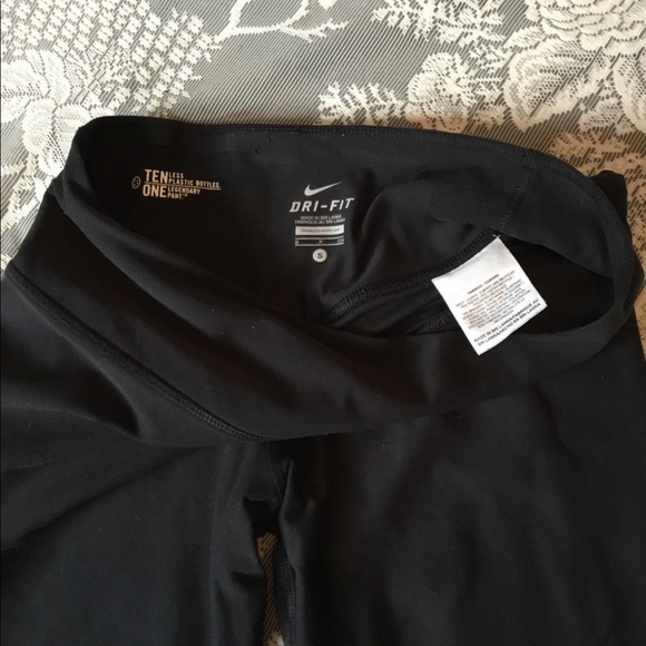 Nike | Dri-Fit Capris - Picture 4 of 7